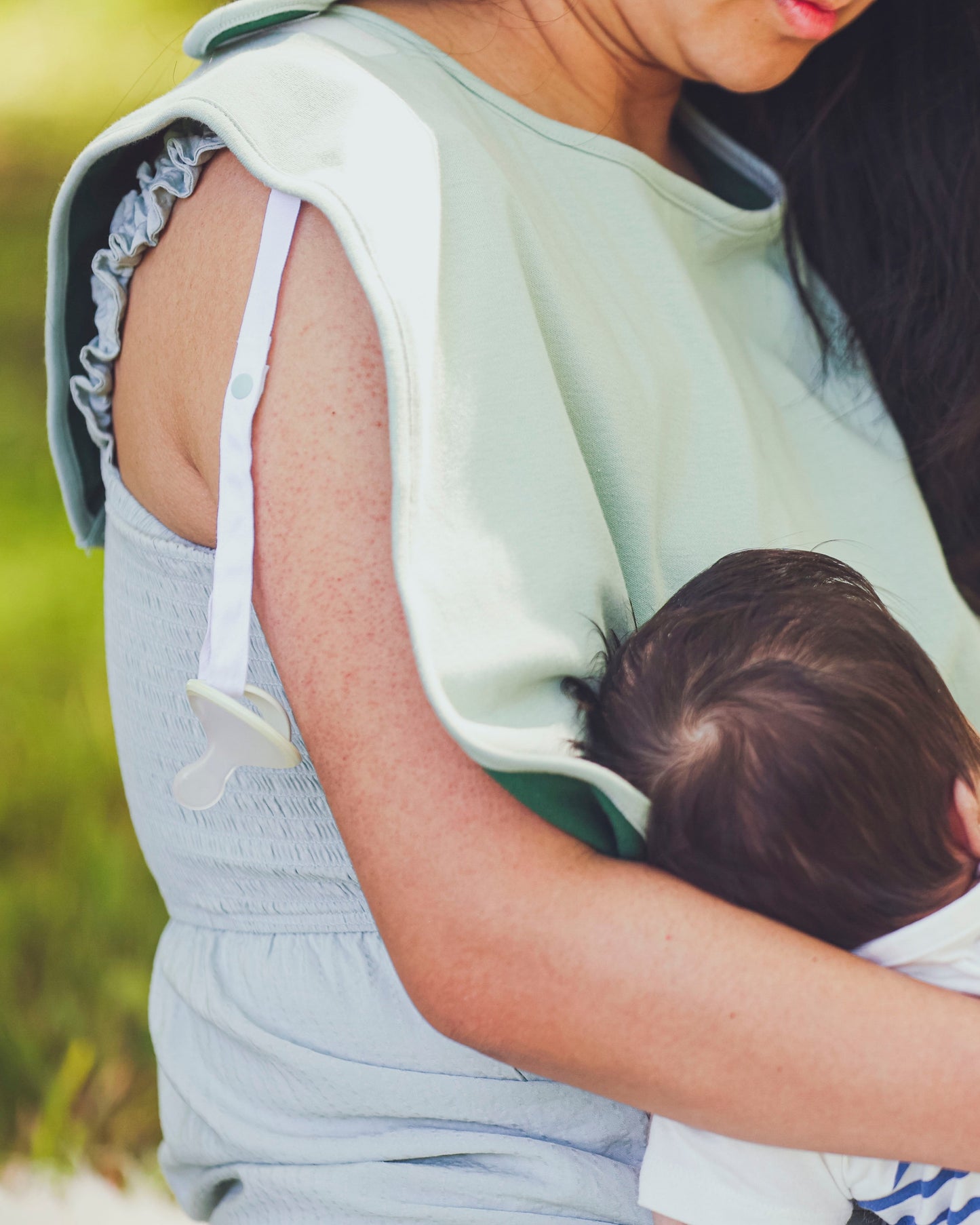 Wearable Waterproof Burp Cloth